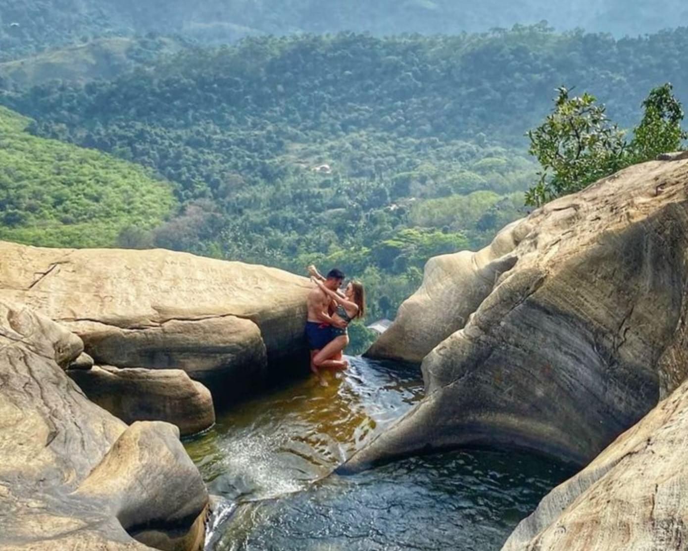 🌊 Discover Diyaluma Falls: Nature’s Spectacular Wonder Near AREA4 CUBES