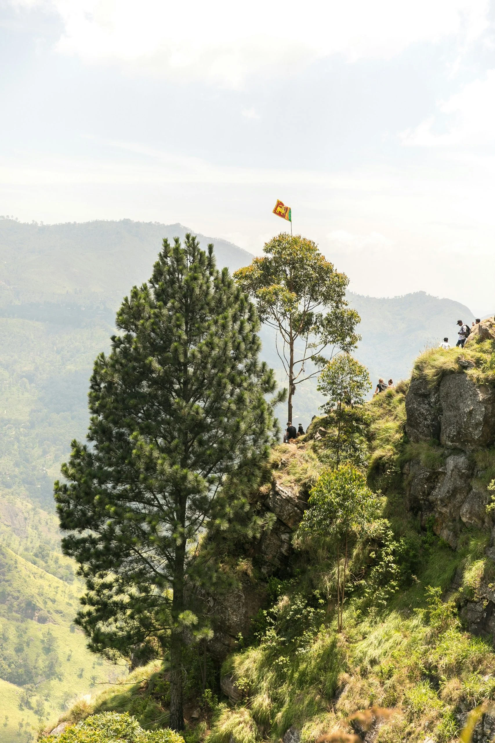 Little Adam’s Peak: A Scenic Adventure Near Area4 Cubes